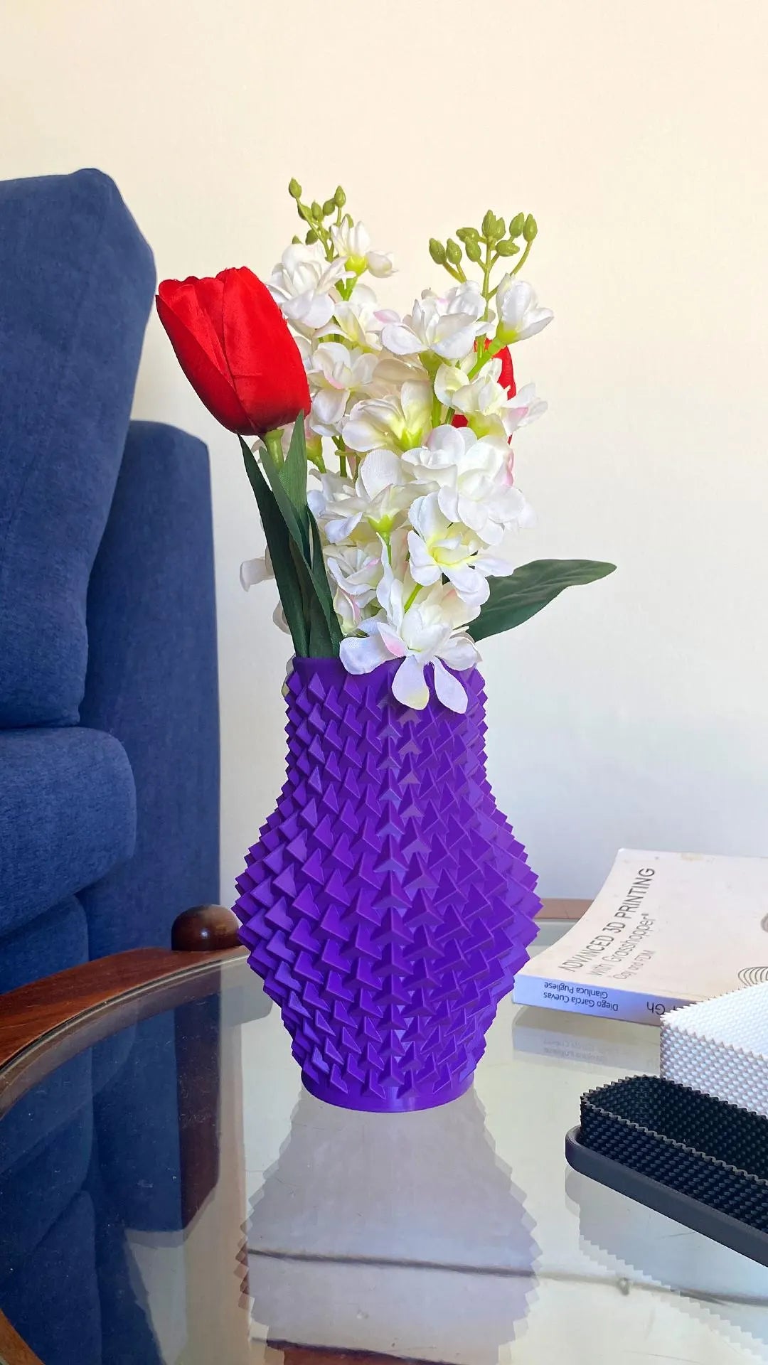 SPIKE — Sculptural Decorative Vase | by Lunfardo
