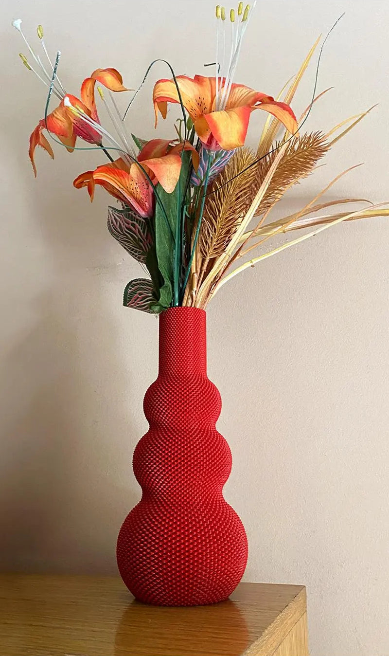 PORO — Organic Sculptural Vase – Decorative Vase | Contemporary Minimal Design